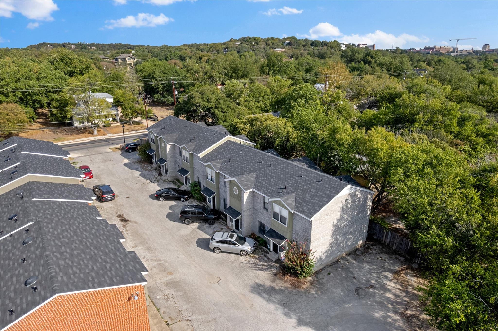 1221 W Hopkins St # 11, San Marcos, TX 78666