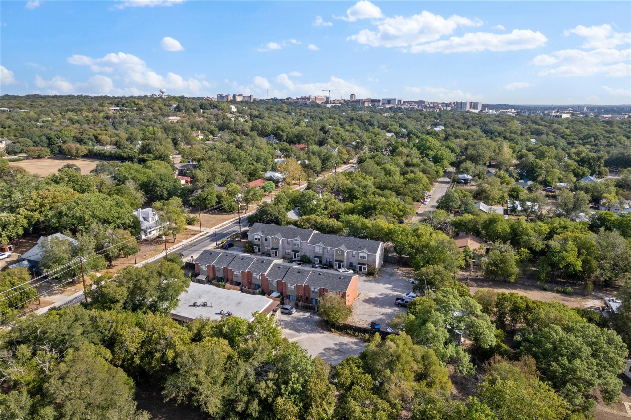 1221 W Hopkins St # 11, San Marcos, TX 78666