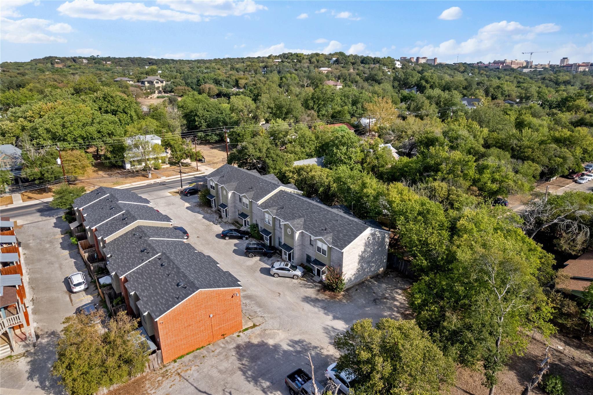 1221 W Hopkins St # 11, San Marcos, TX 78666