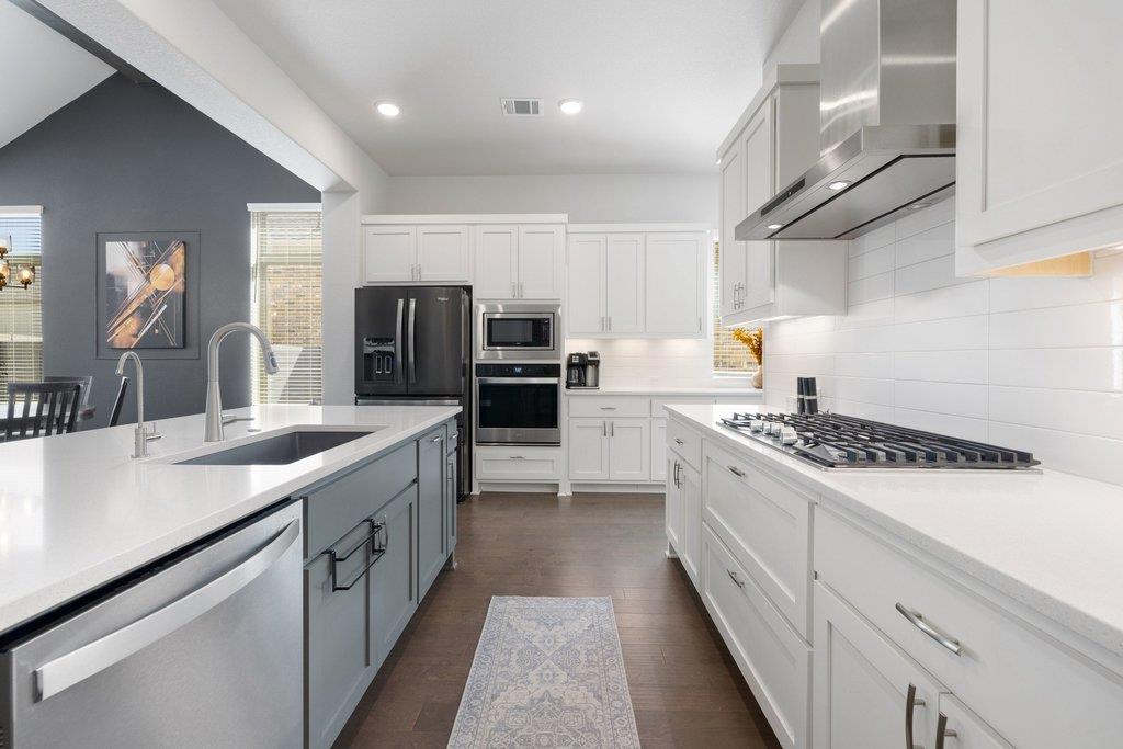 712 Sunset Vista Dr, Georgetown, TX 78628