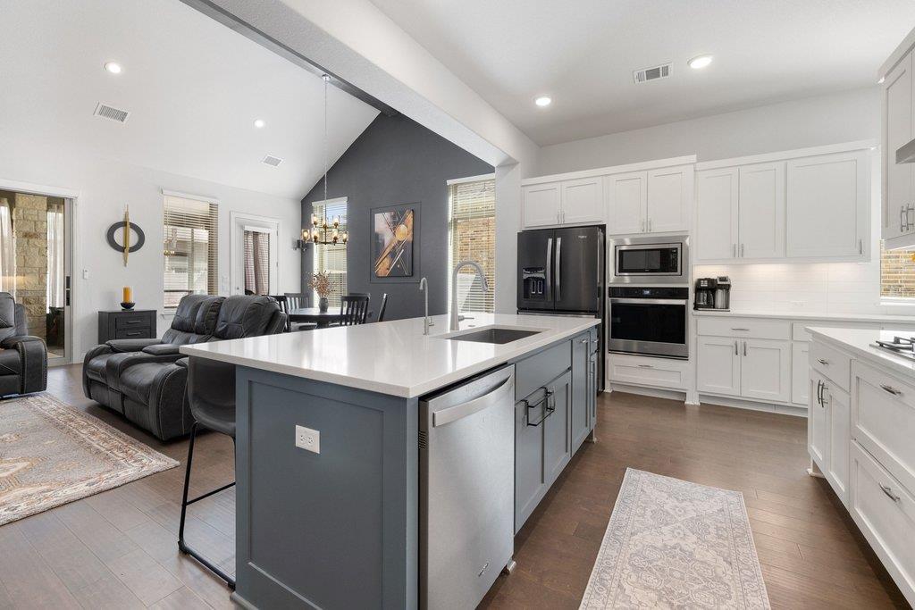 712 Sunset Vista Dr, Georgetown, TX 78628