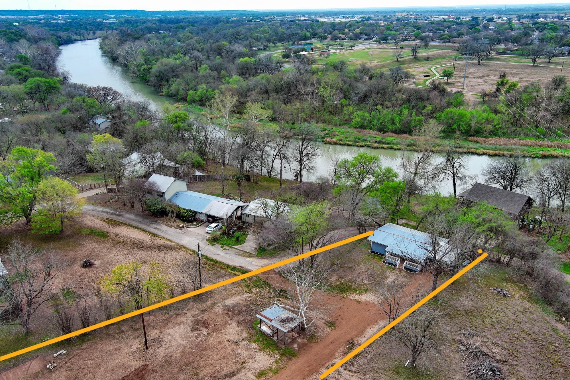243 Riverwood Dr, Bastrop, TX 78602