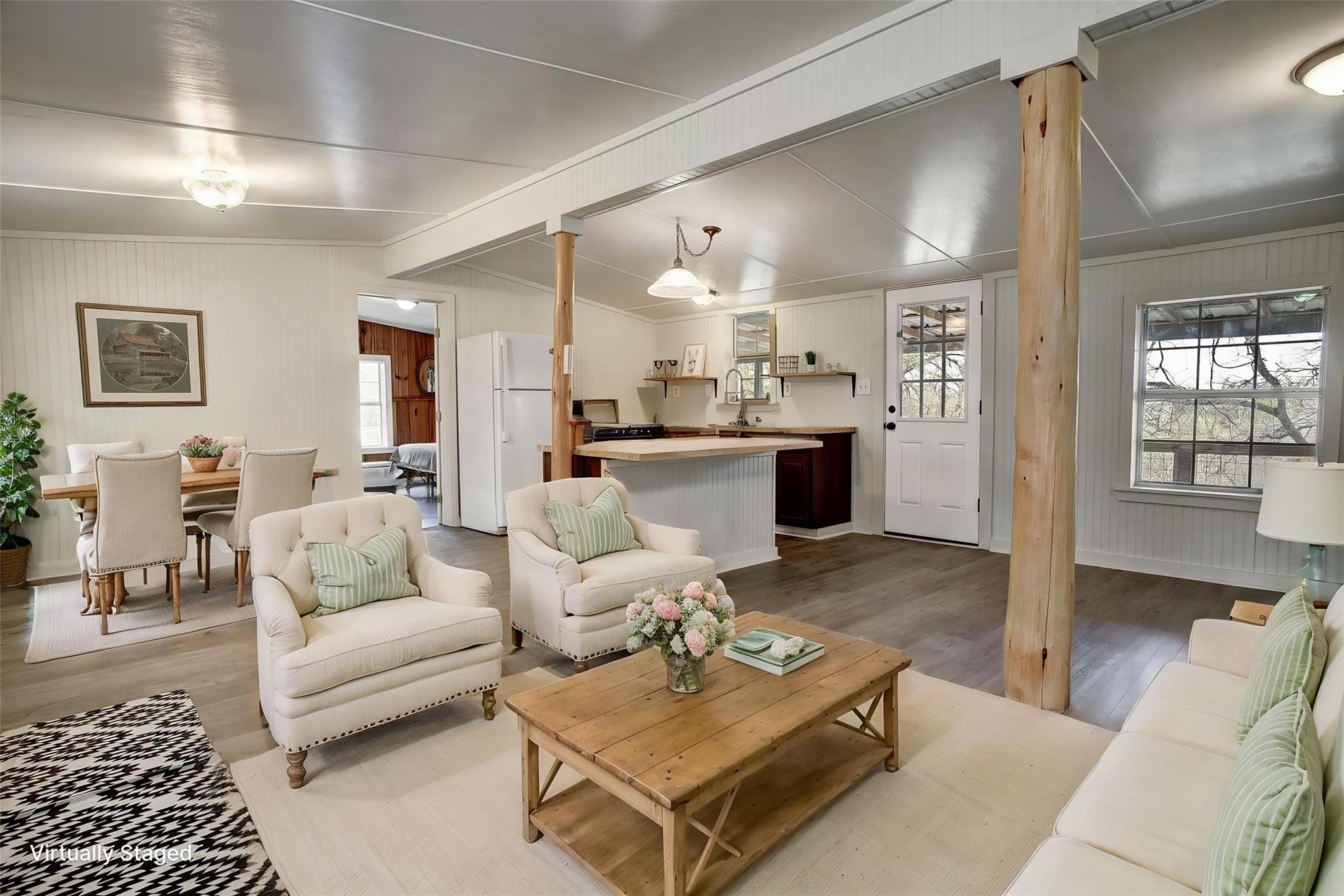 243 Riverwood Dr, Bastrop, TX 78602