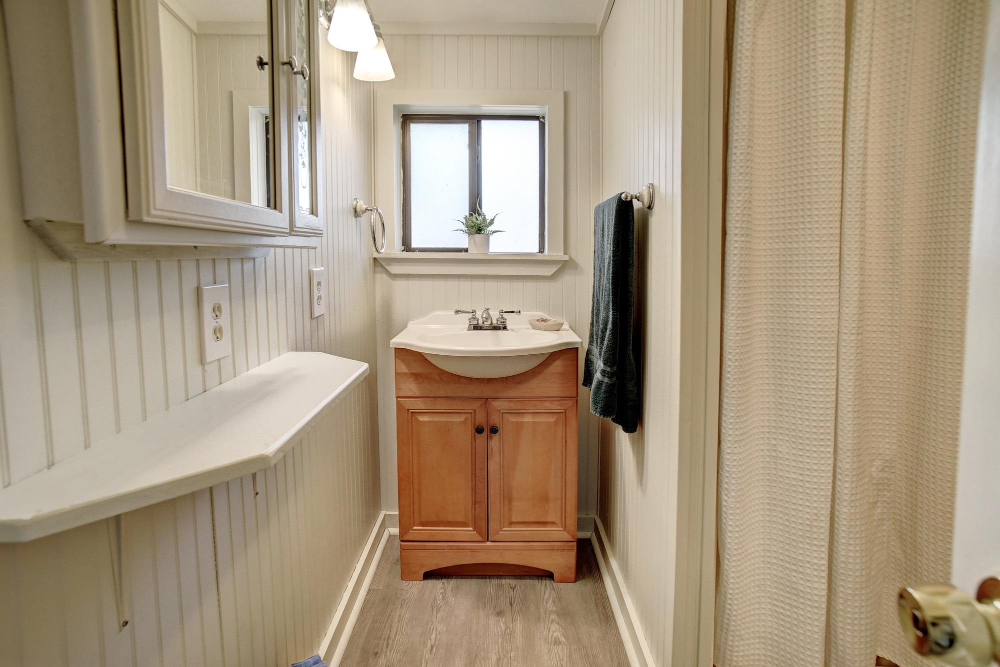 243 Riverwood Dr, Bastrop, TX 78602