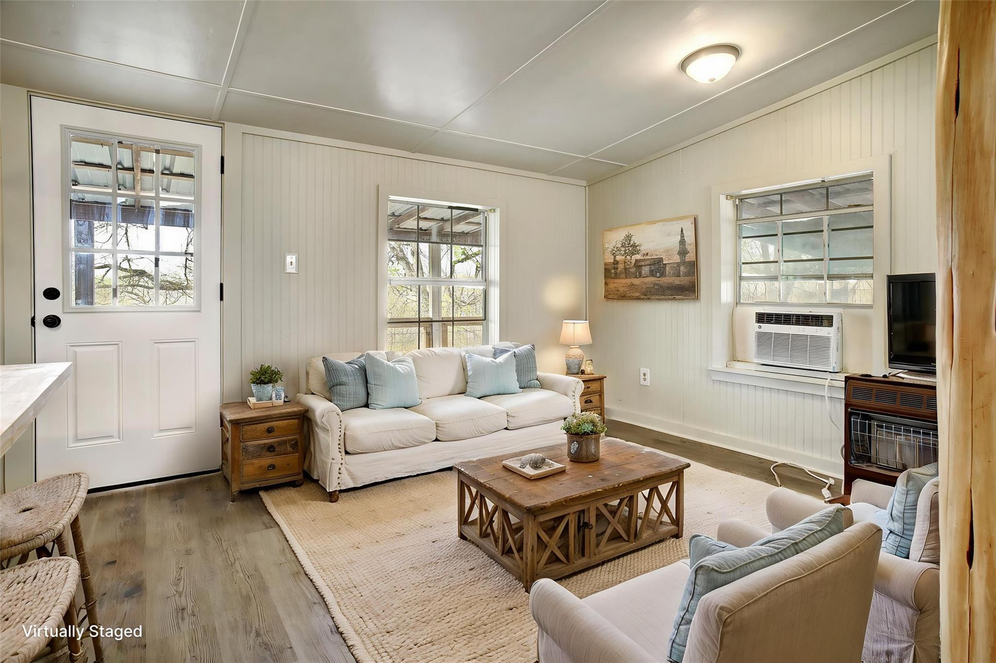 243 Riverwood Dr, Bastrop, TX 78602