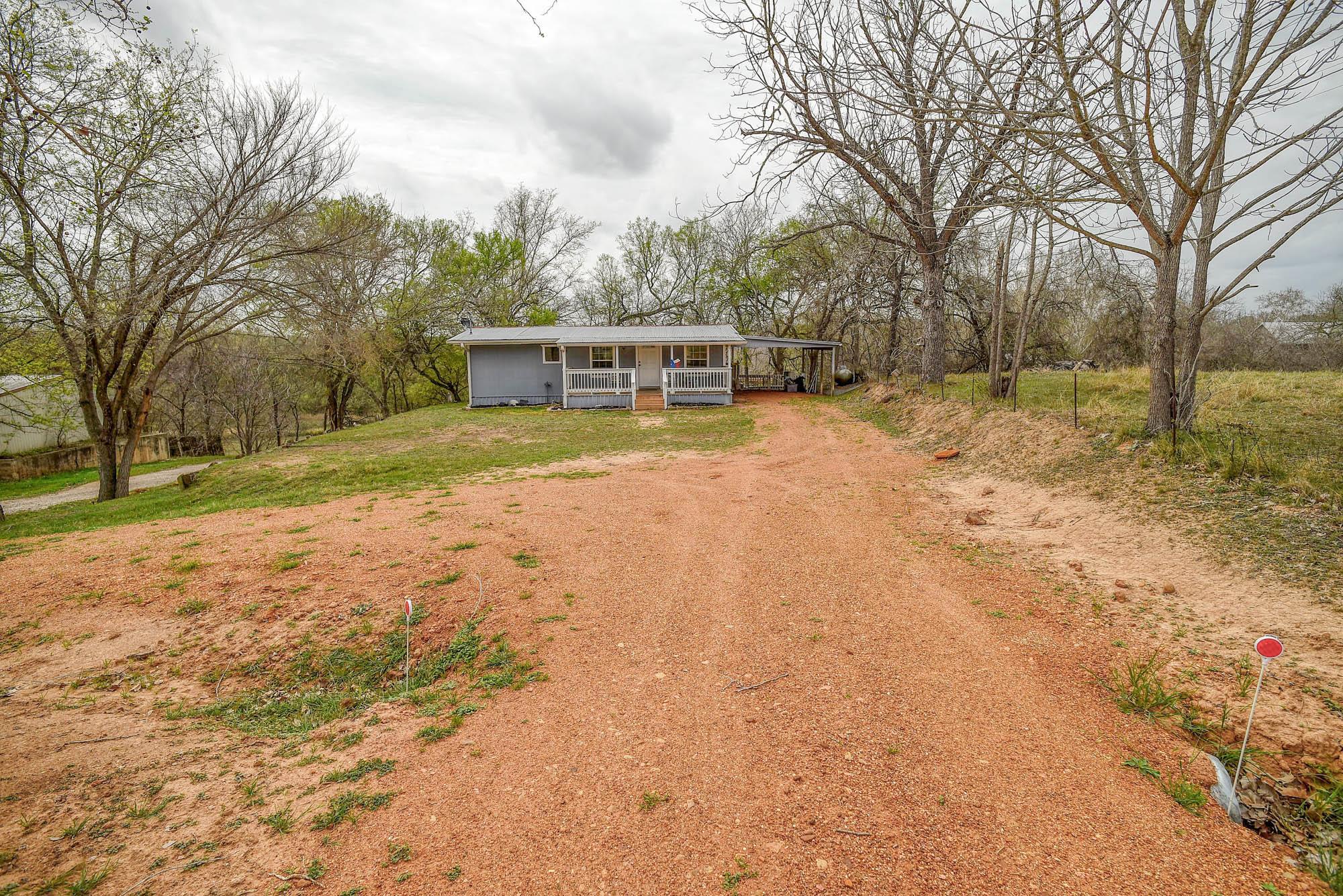 243 Riverwood Dr, Bastrop, TX 78602