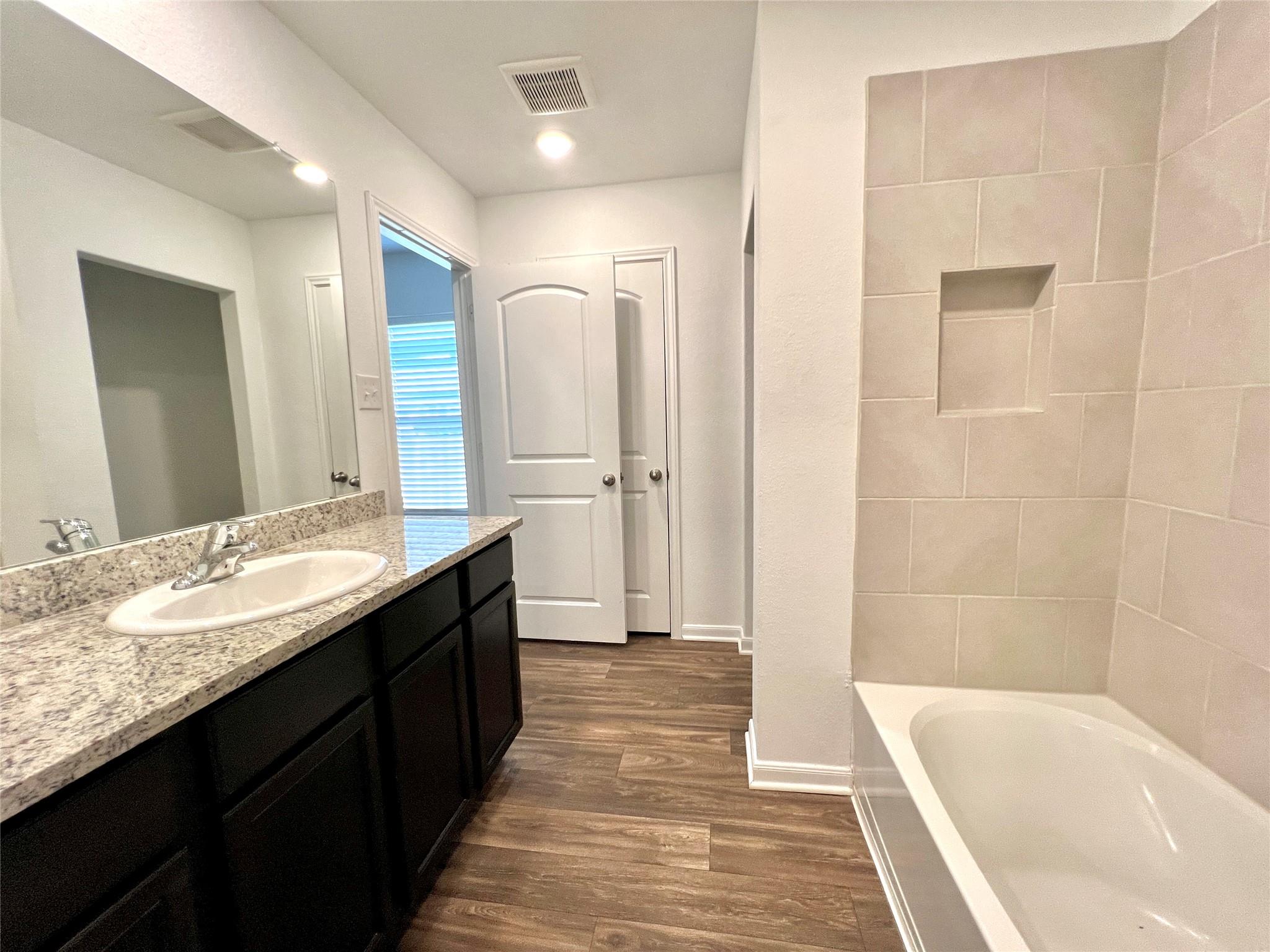 4130 Trail De Paris, New Braunfels, TX 78132