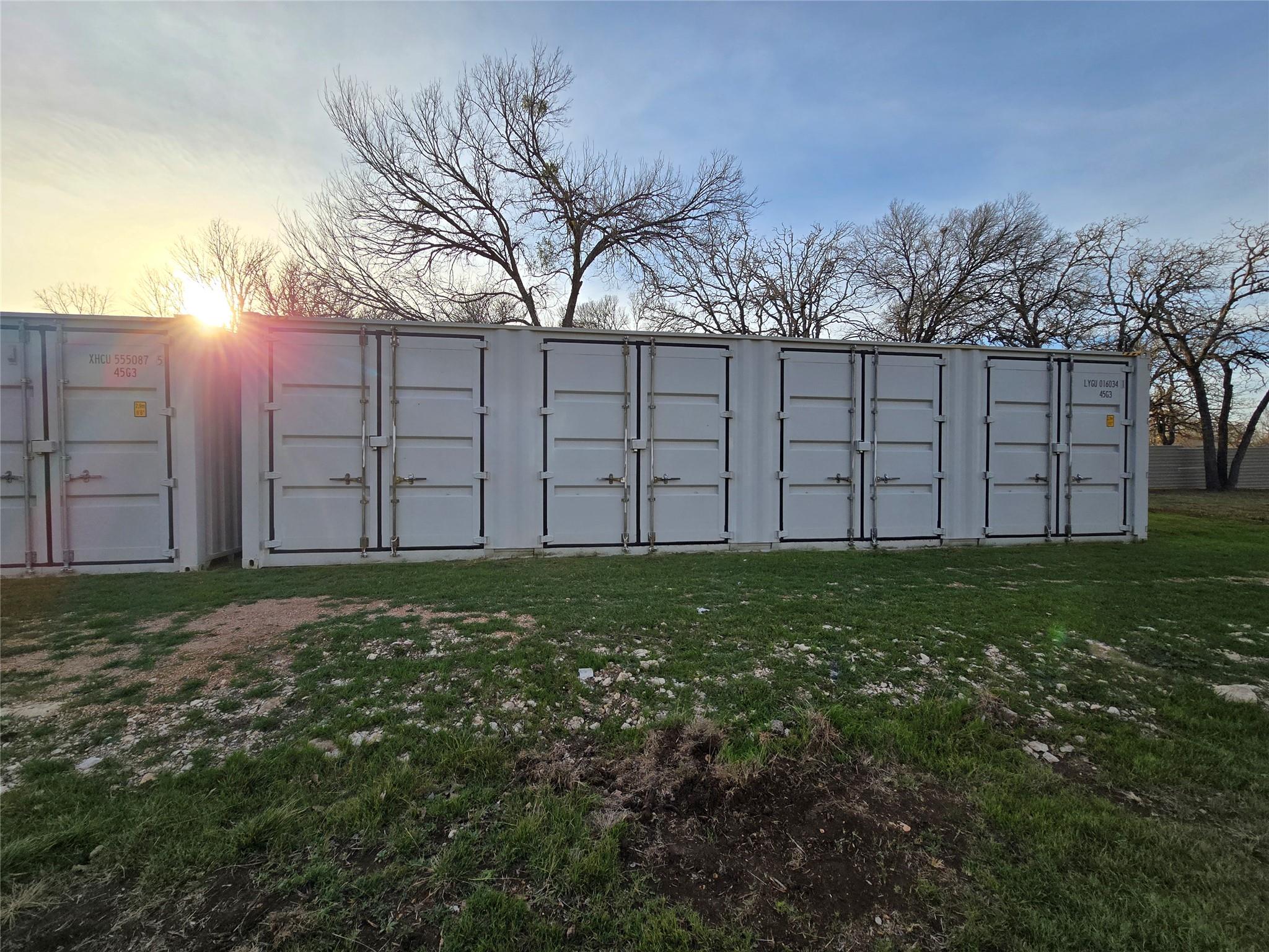 208 Cavalier Ln, Liberty Hill, TX 78642