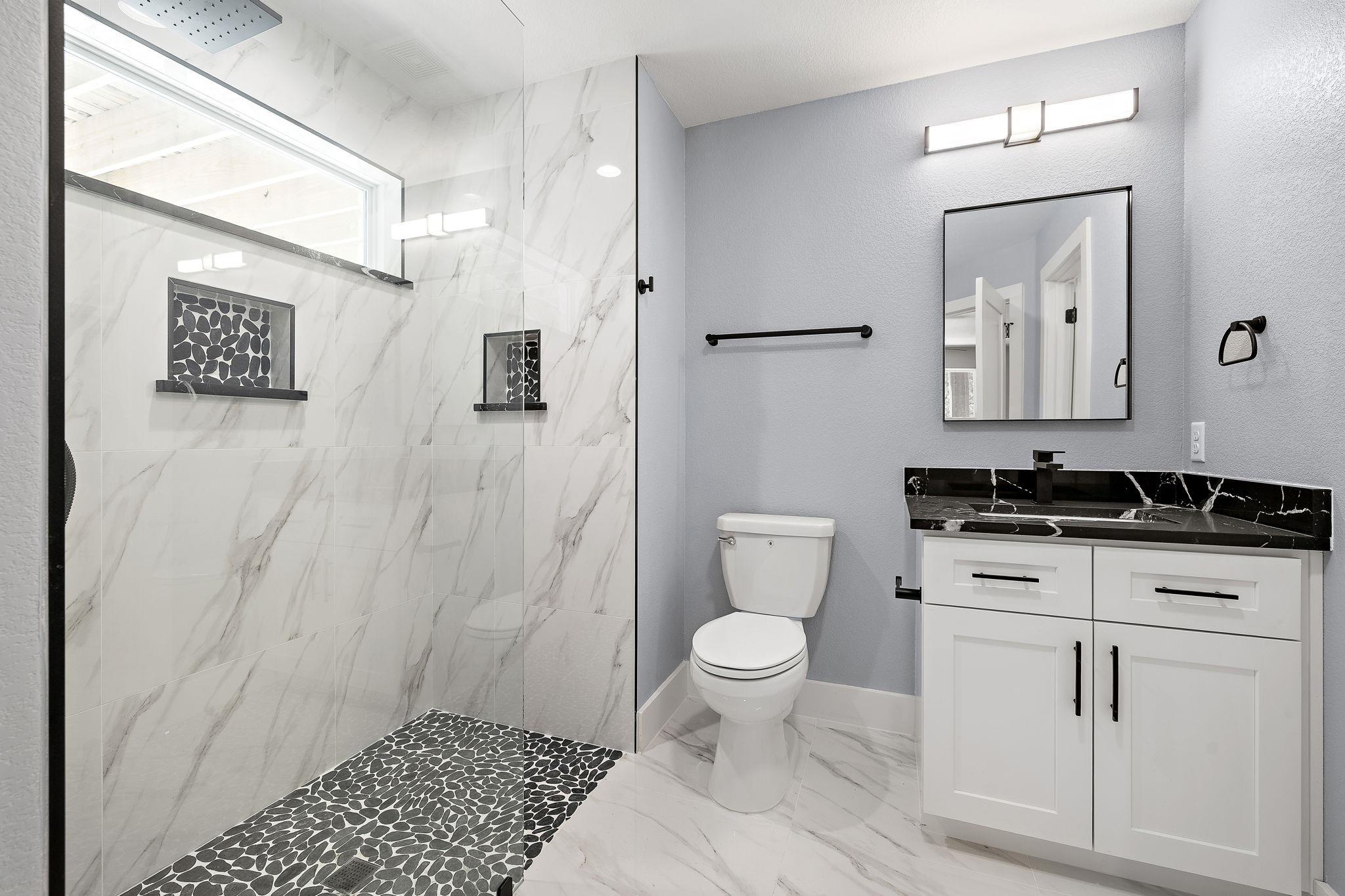 3013 Clark Ave, Lago Vista, TX 78645