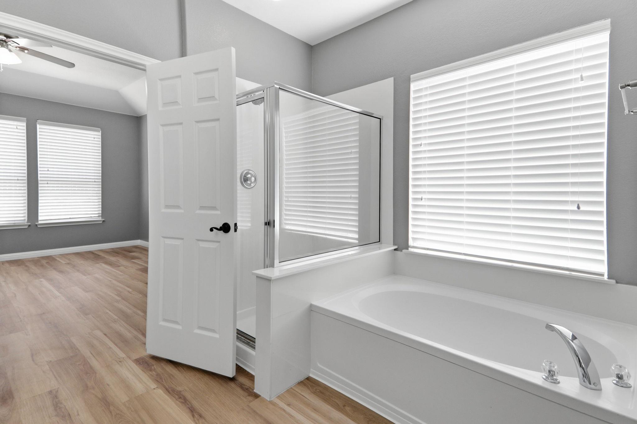 2157 Paradise Ridge Dr, Round Rock, TX 78665