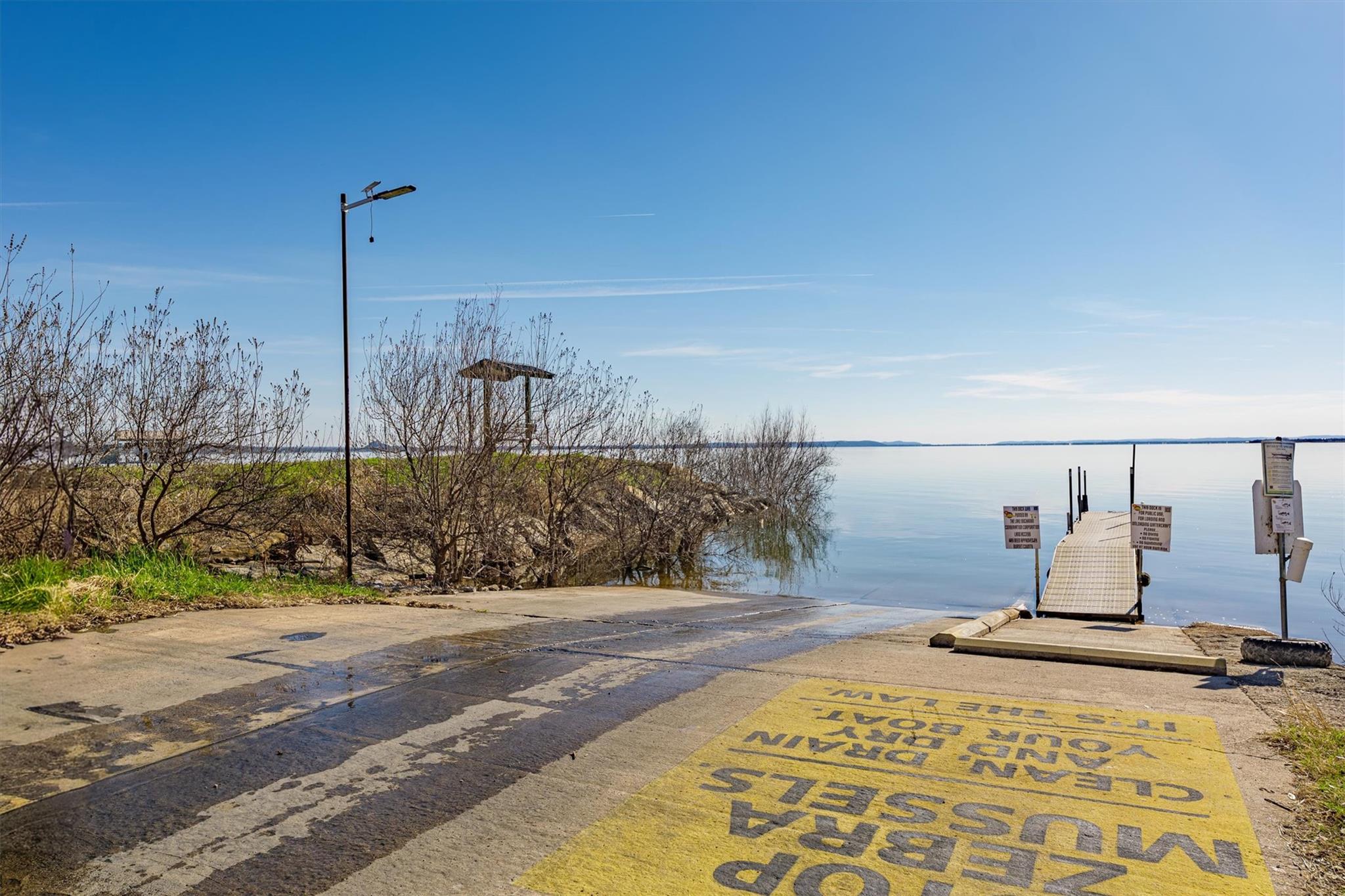 110 Lakewood Dr, Burnet, TX 78611