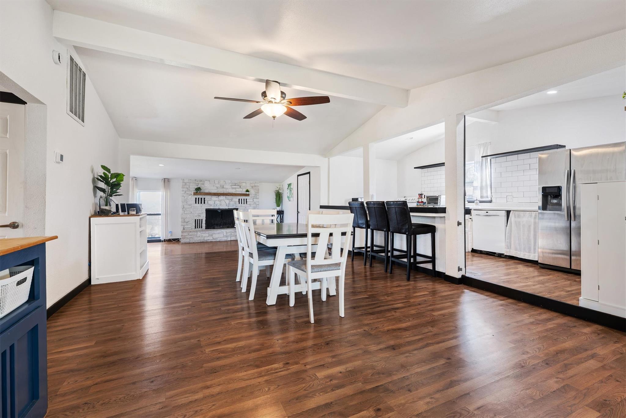 110 Lakewood Dr, Burnet, TX 78611