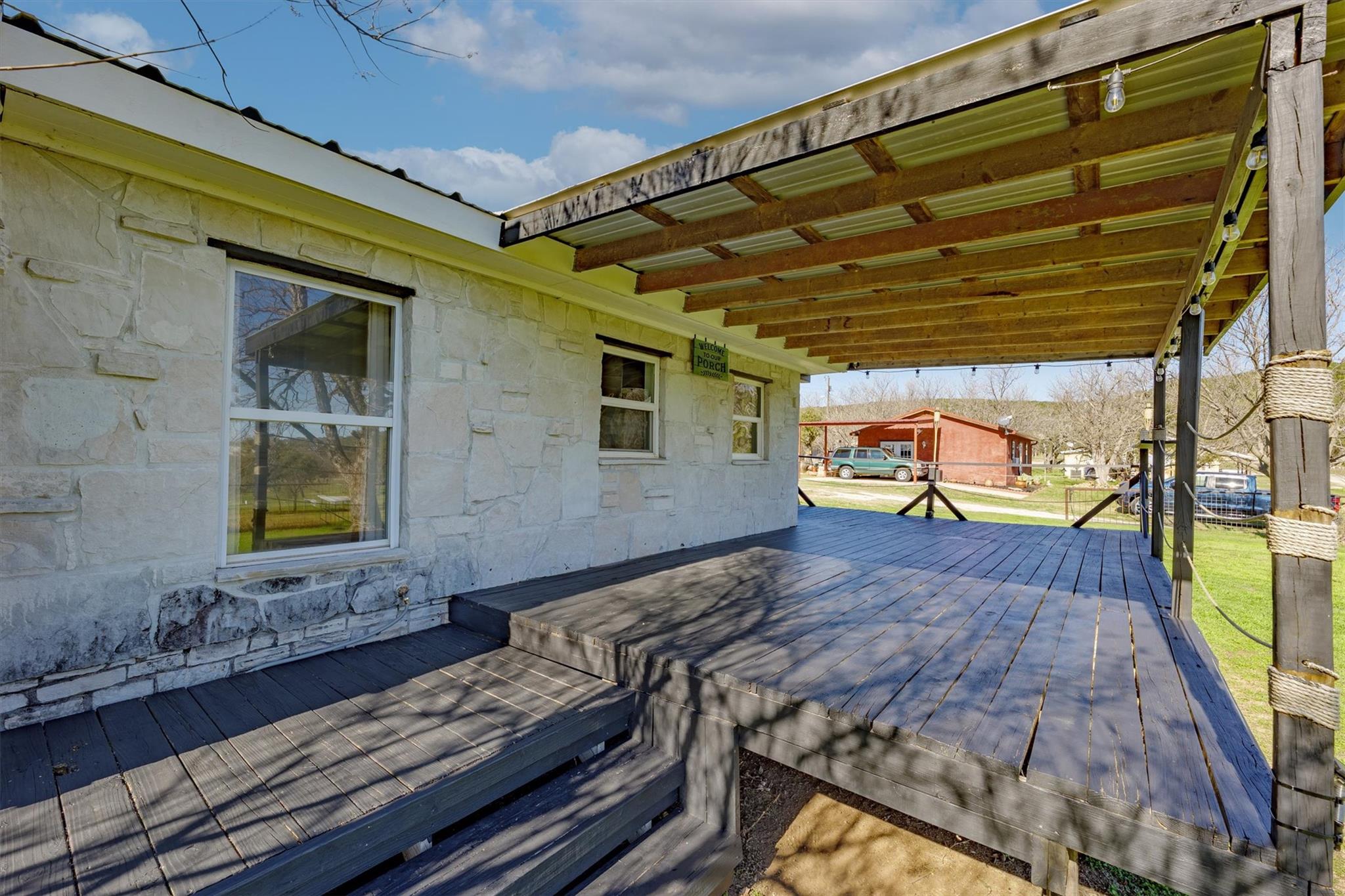 110 Lakewood Dr, Burnet, TX 78611