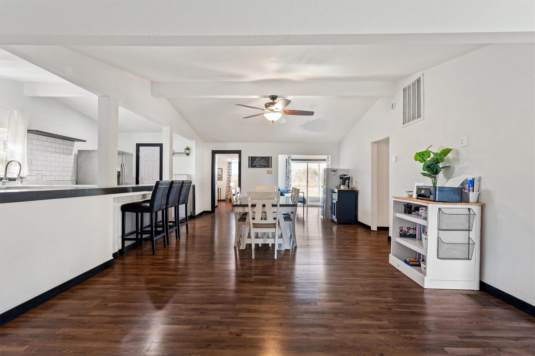 110 Lakewood Dr, Burnet, TX 78611