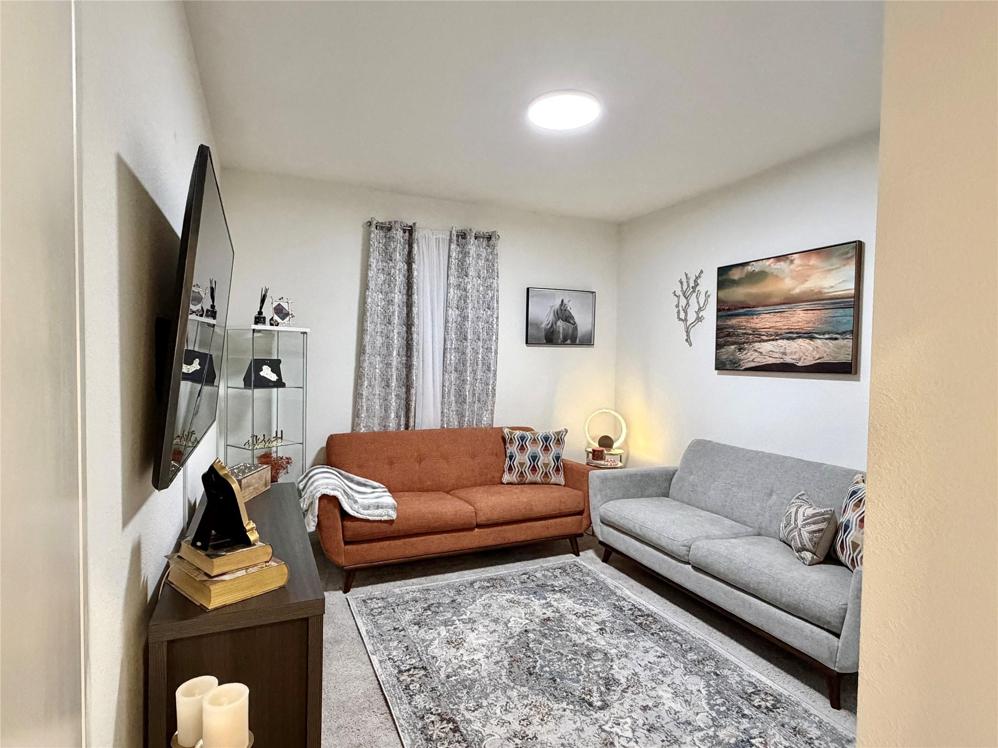 205 Waterbuck Loop, Hutto, TX 78634