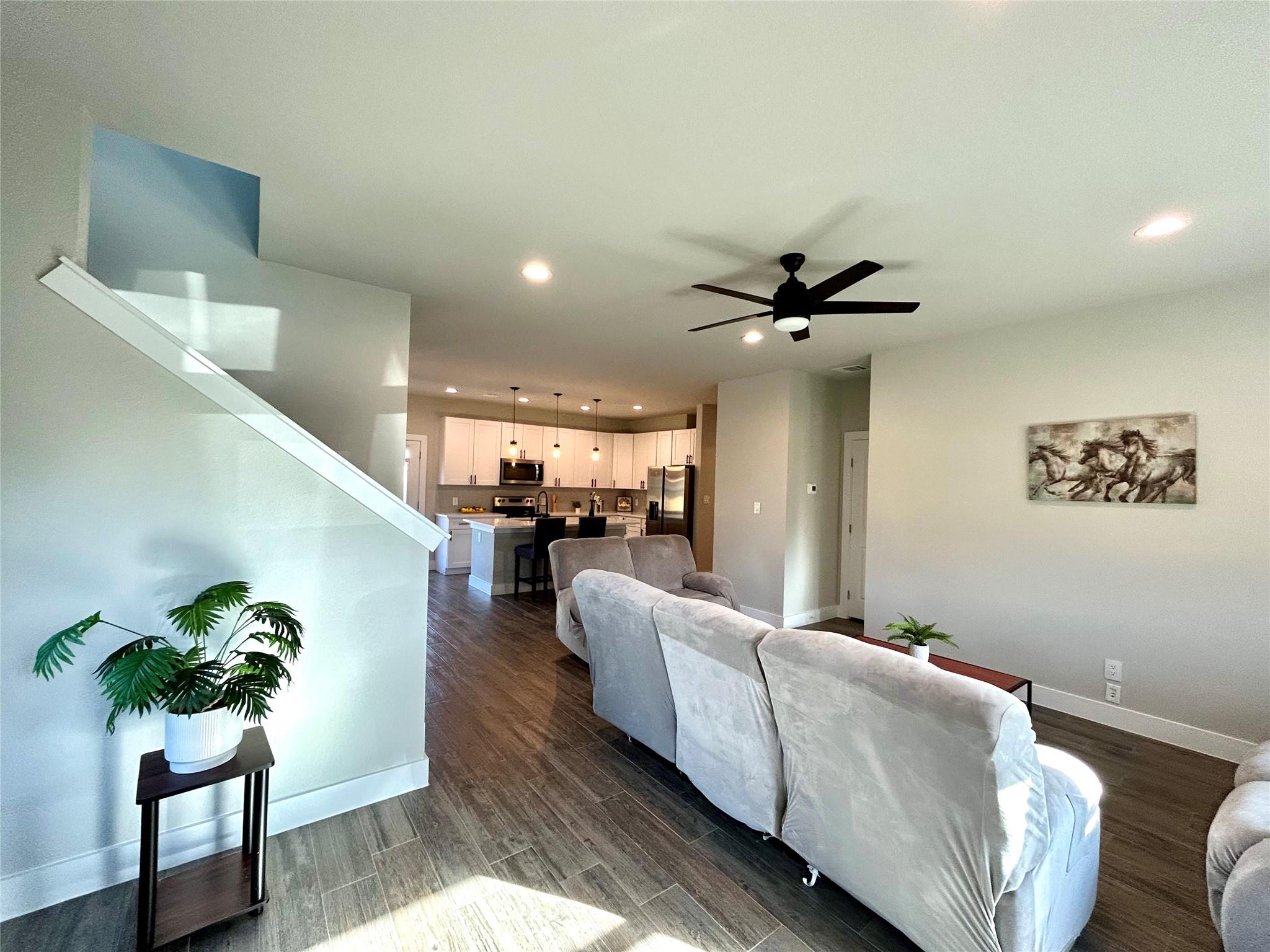 113 S. Lockhart St, Paige, TX 78659