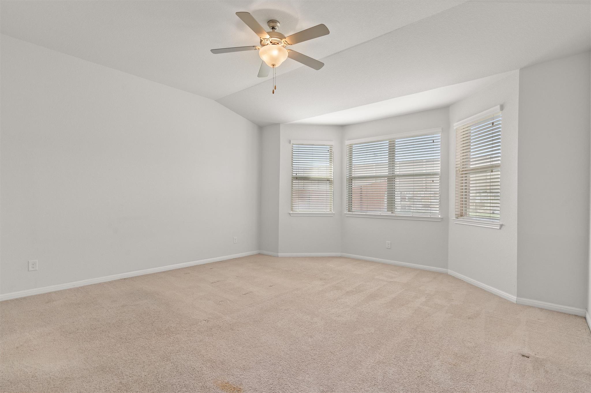 2124 Hat Bender Loop, Round Rock, TX 78664