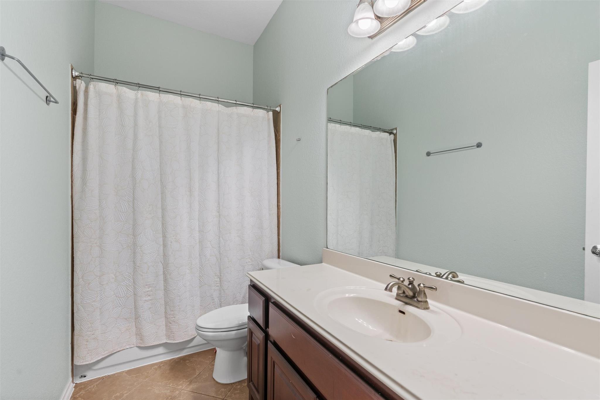 400 Red Hawk Dr, Leander, TX 78641