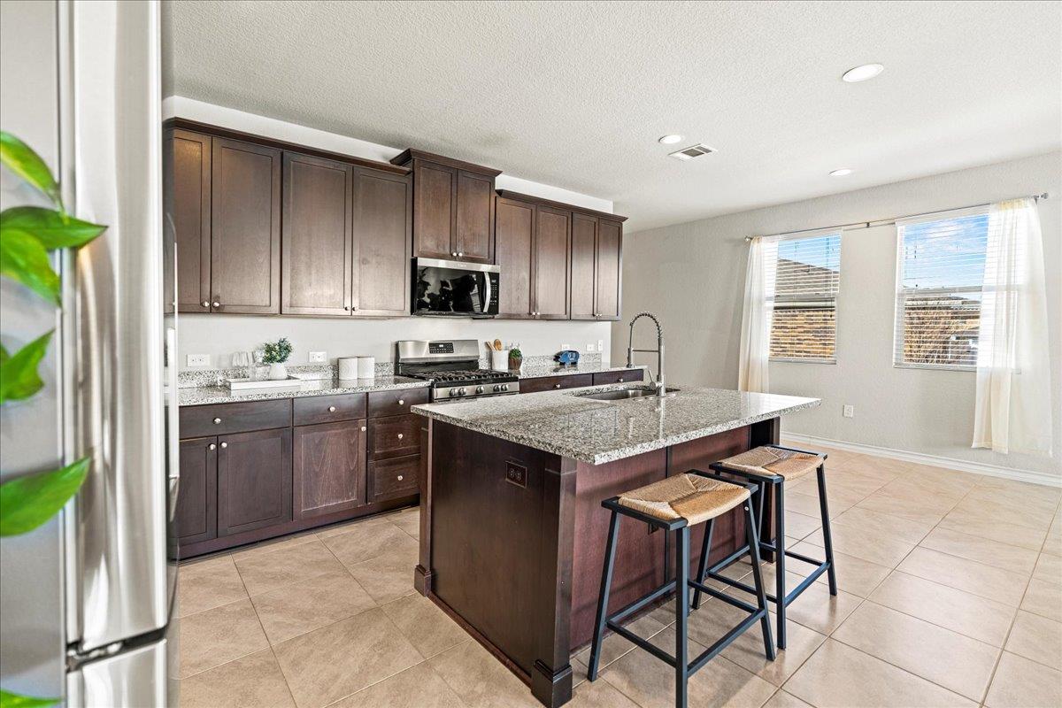 10825 Players Path, Austin, TX 78747