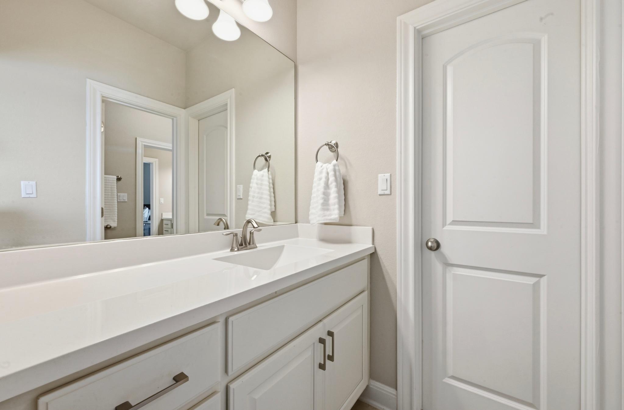 17004 Rush Pea Cir, Austin, TX 78738