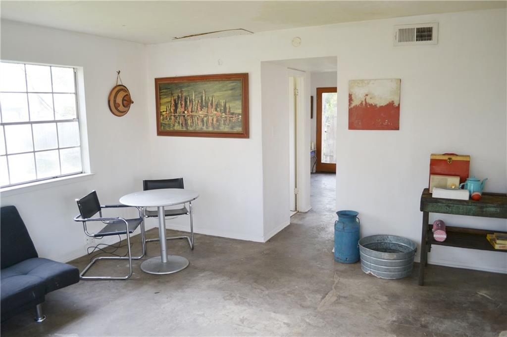 6900 Manor Rd # A, Austin, TX 78723