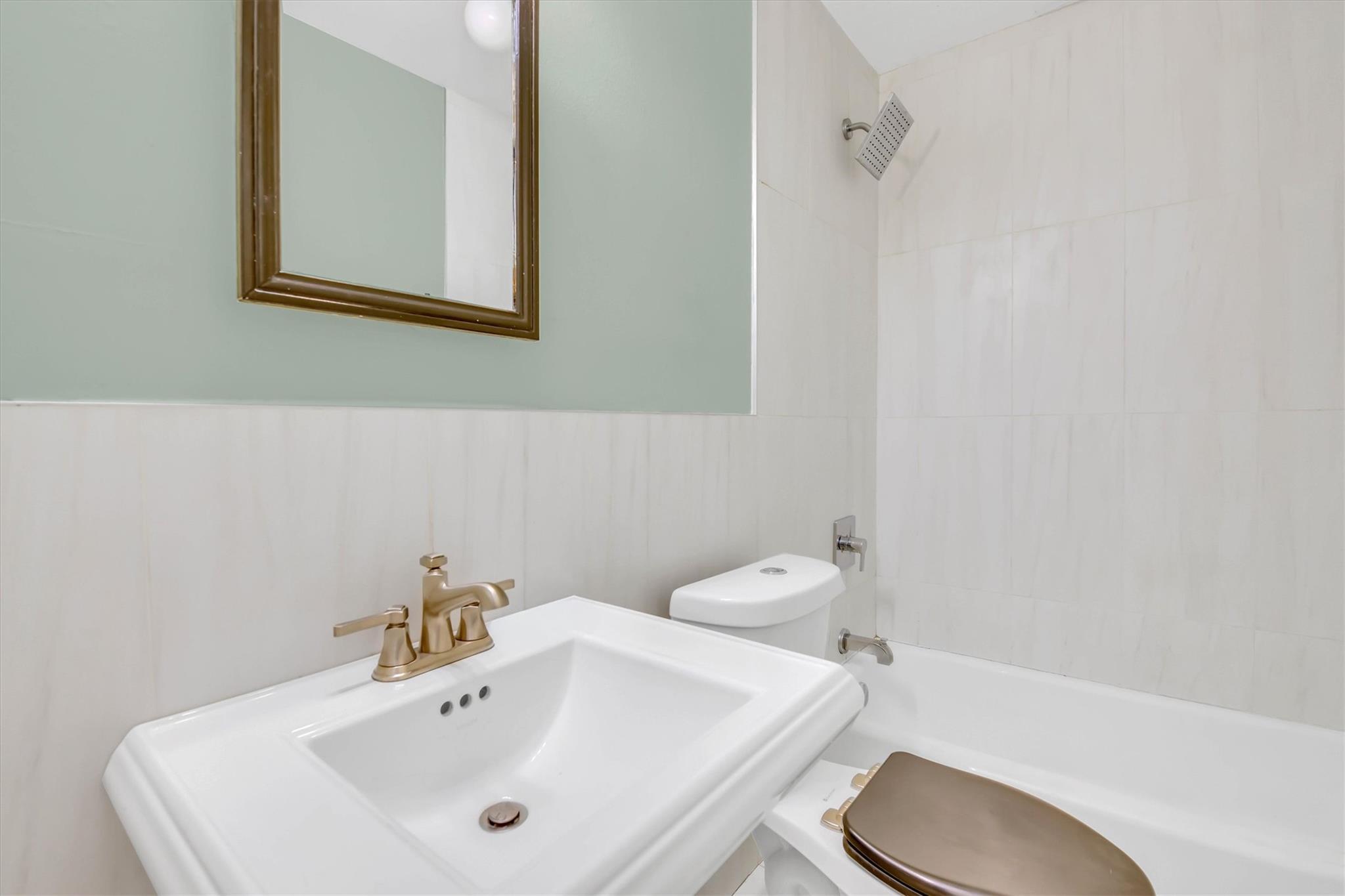 1504 Braes Ridge Dr # B, Austin, TX 78723