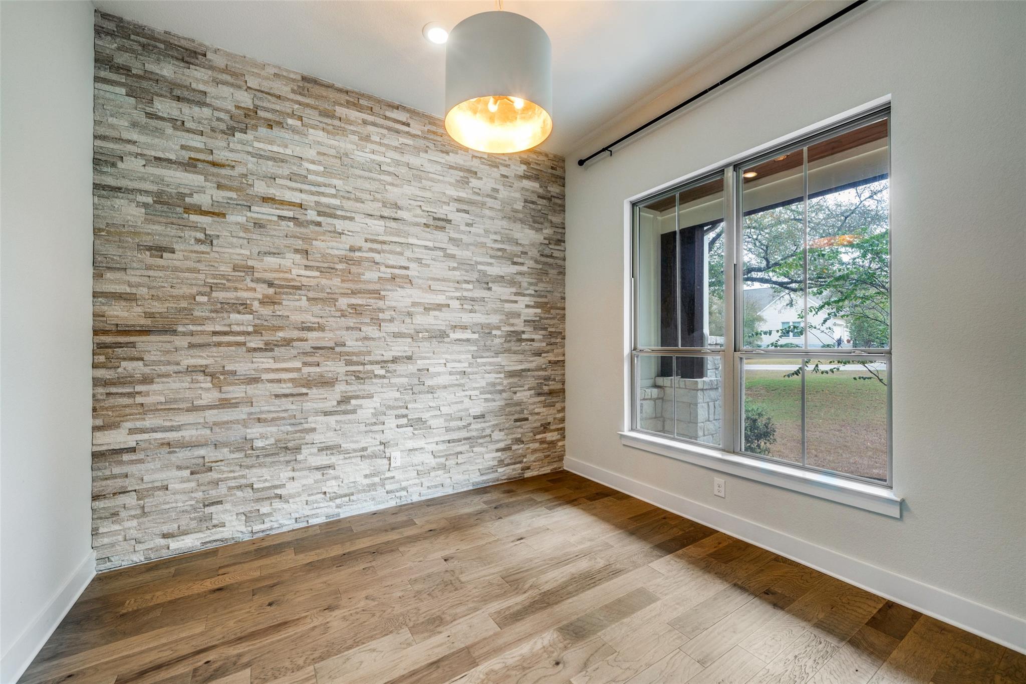 132 Raptor Beak Way, Cedar Creek, TX 78612