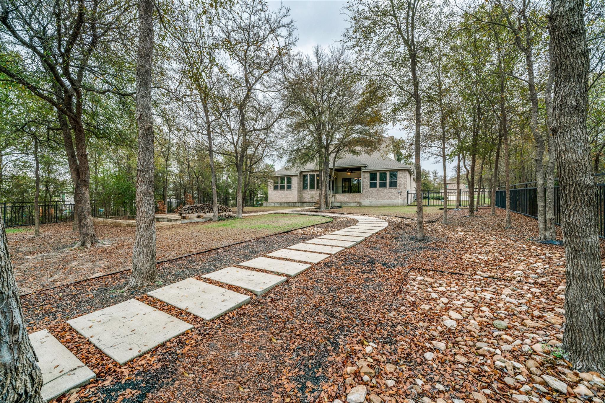 132 Raptor Beak Way, Cedar Creek, TX 78612