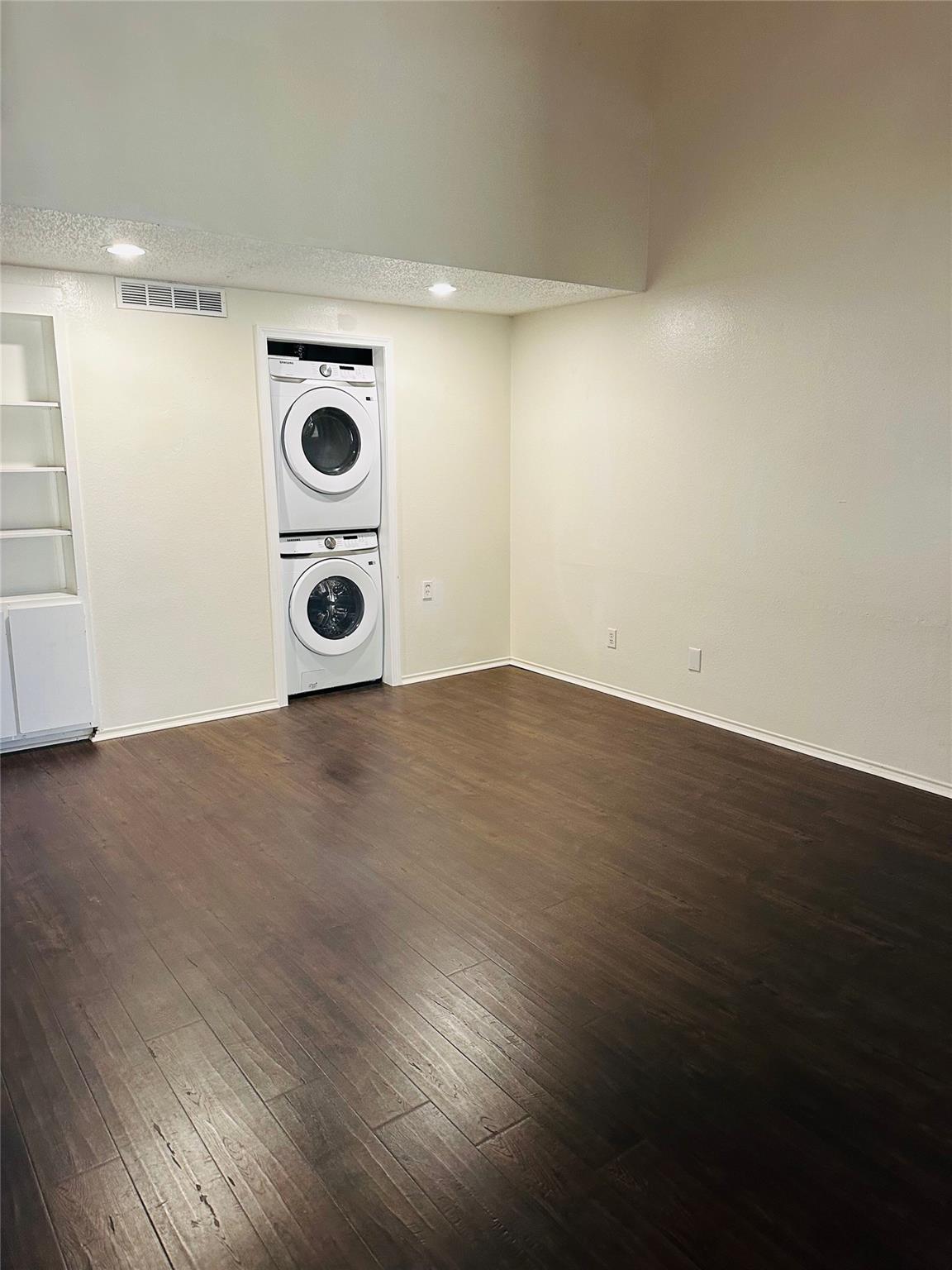 2401 Leon St # 307, Austin, TX 78705