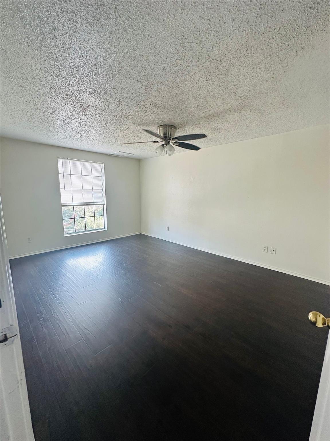 2401 Leon St # 307, Austin, TX 78705