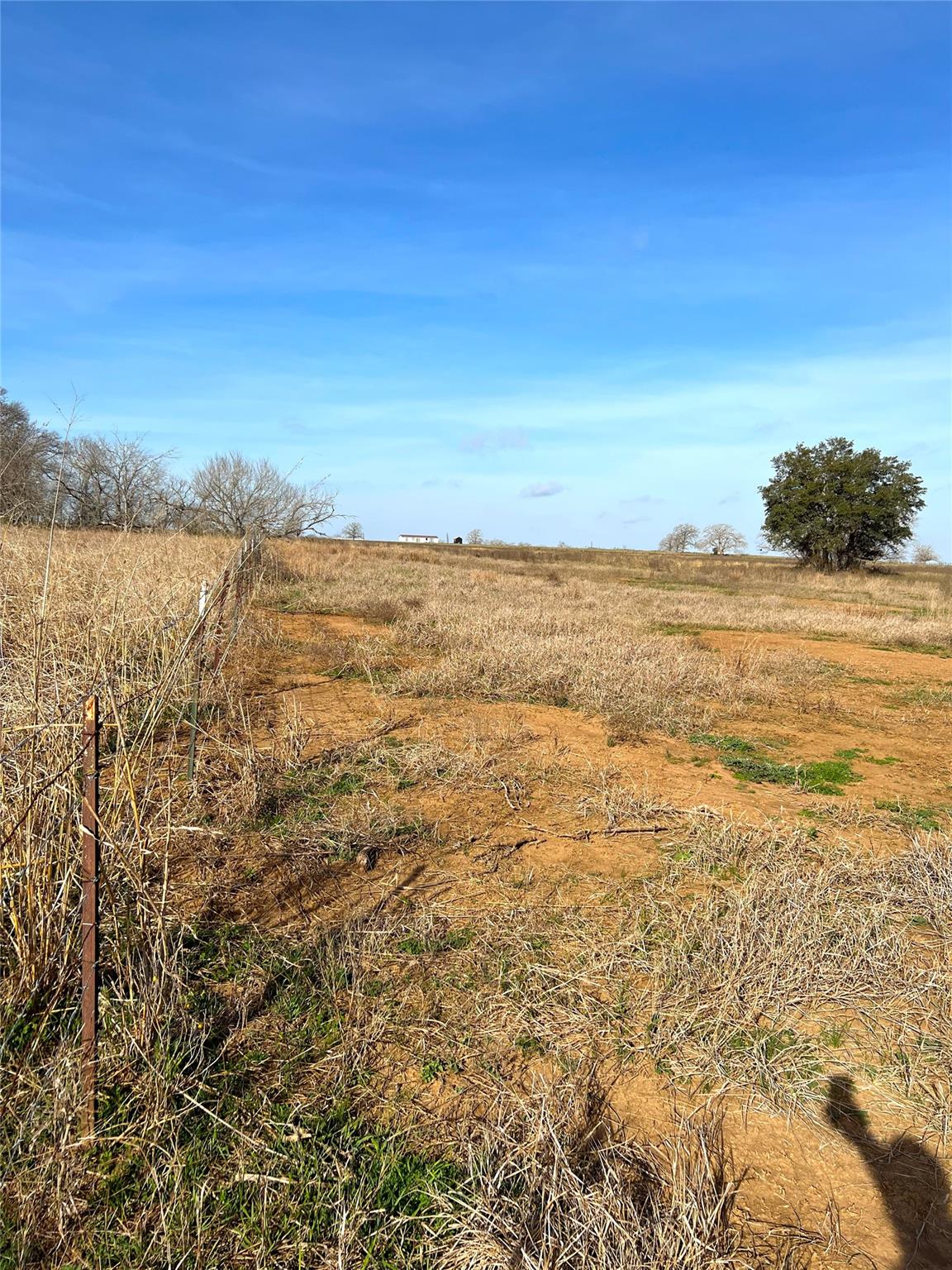 5165 Tenney Creek Rd, Luling, TX 78648