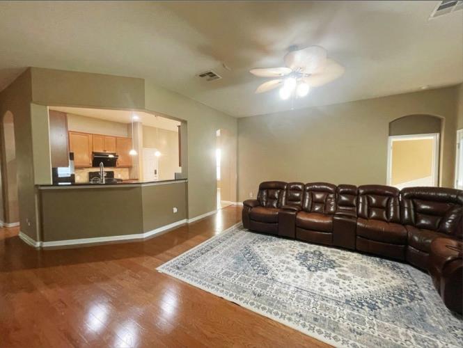 101 S Gadwall Ln, Cedar Park, TX 78613