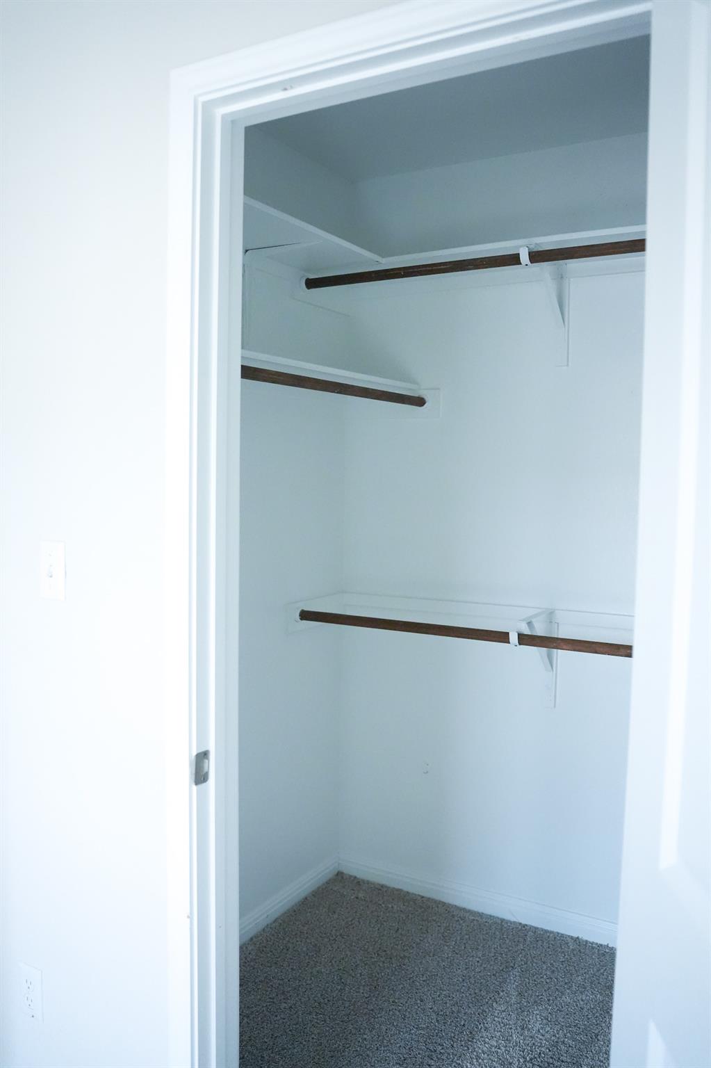 278 Lost Mine Peak Ln, Dripping Springs, TX 78620