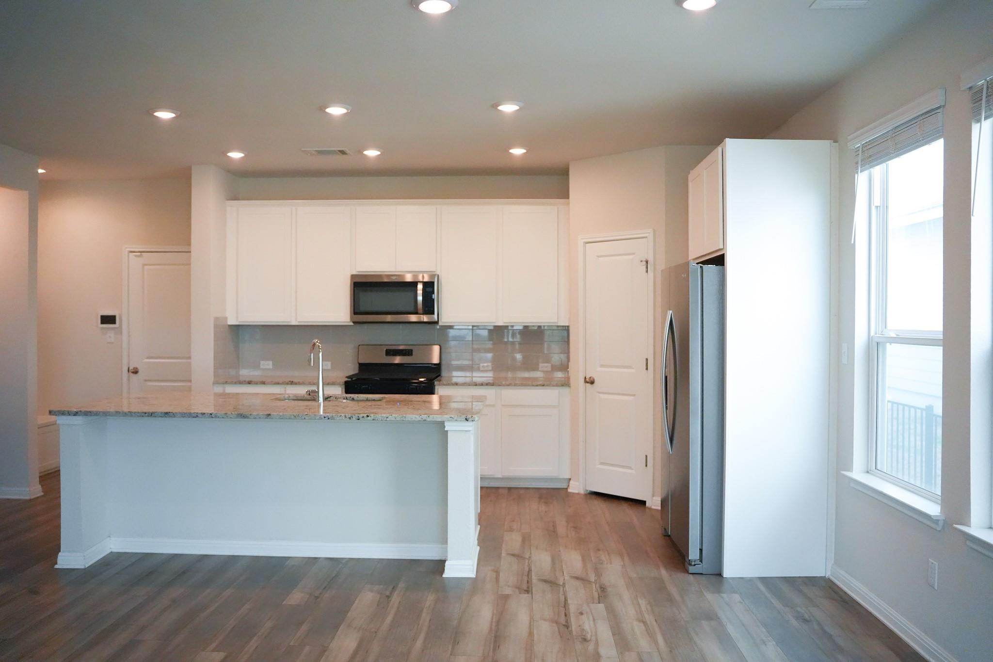 278 Lost Mine Peak Ln, Dripping Springs, TX 78620