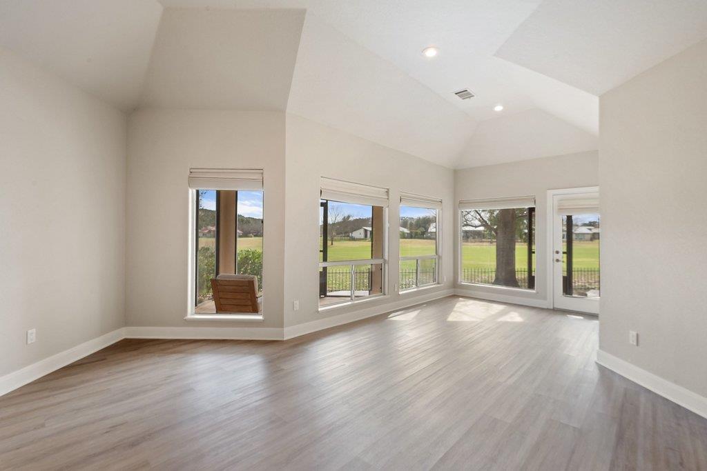 117 Longhorn Dr, Horseshoe Bay, TX 78657