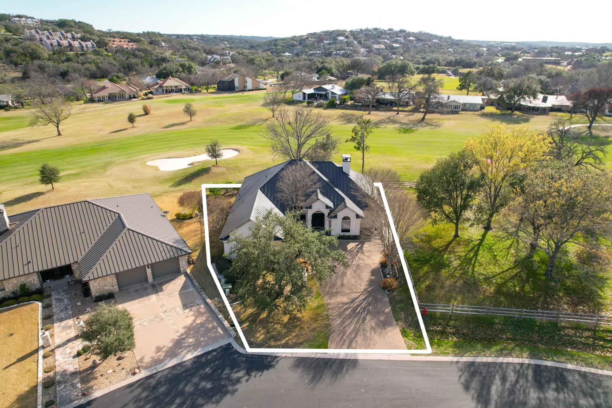 117 Longhorn Dr, Horseshoe Bay, TX 78657