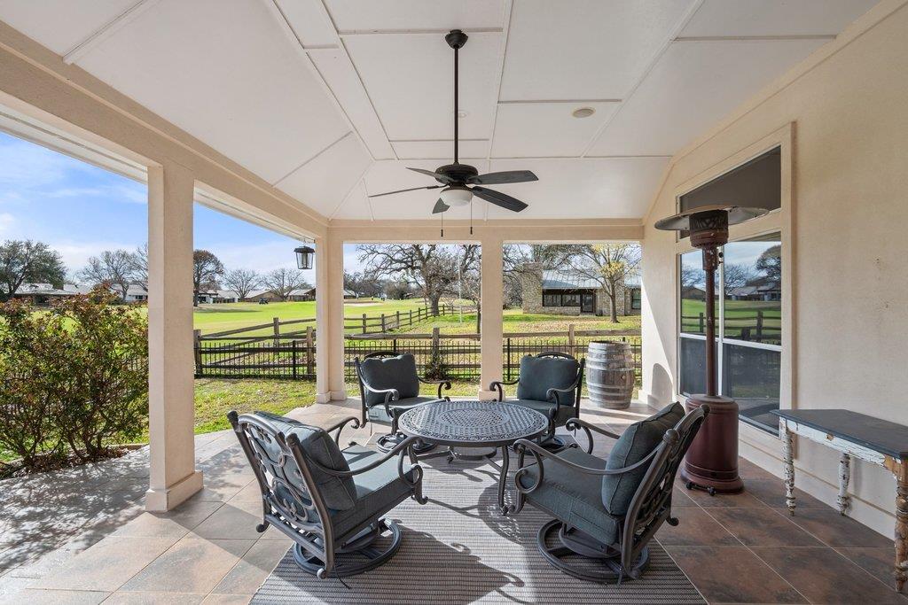 117 Longhorn Dr, Horseshoe Bay, TX 78657