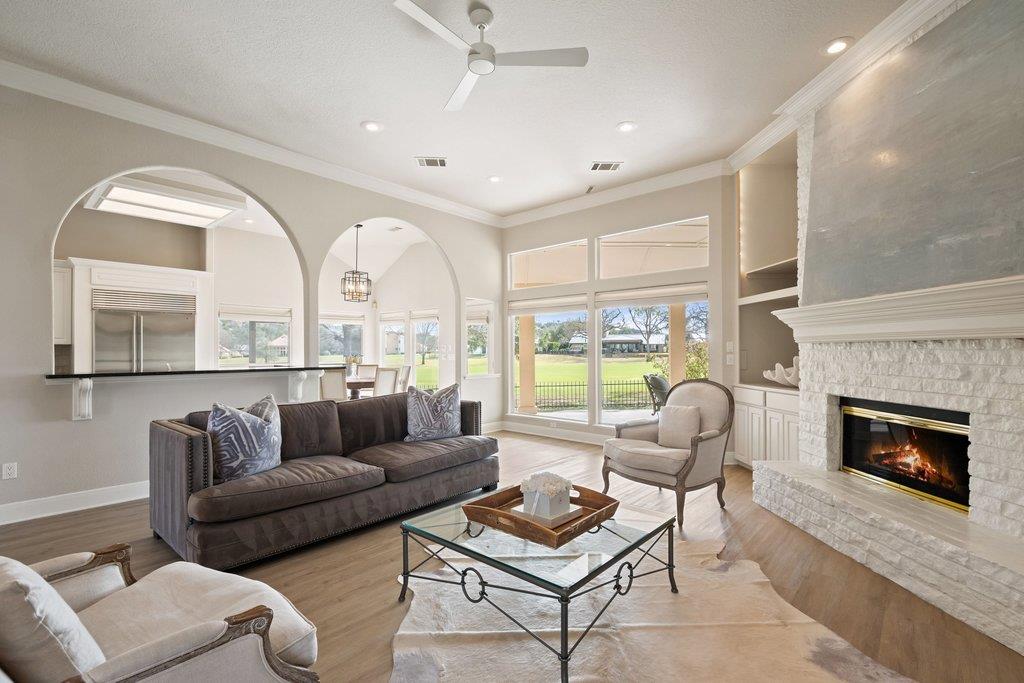 117 Longhorn Dr, Horseshoe Bay, TX 78657