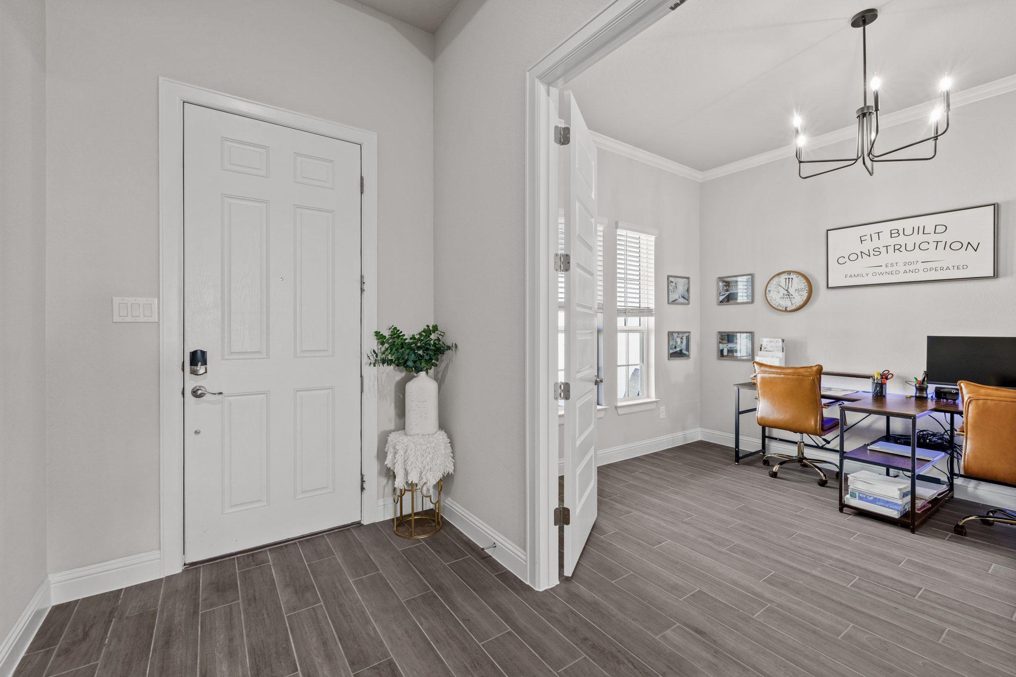 103 Merlin Ct, Cedar Creek, TX 78612