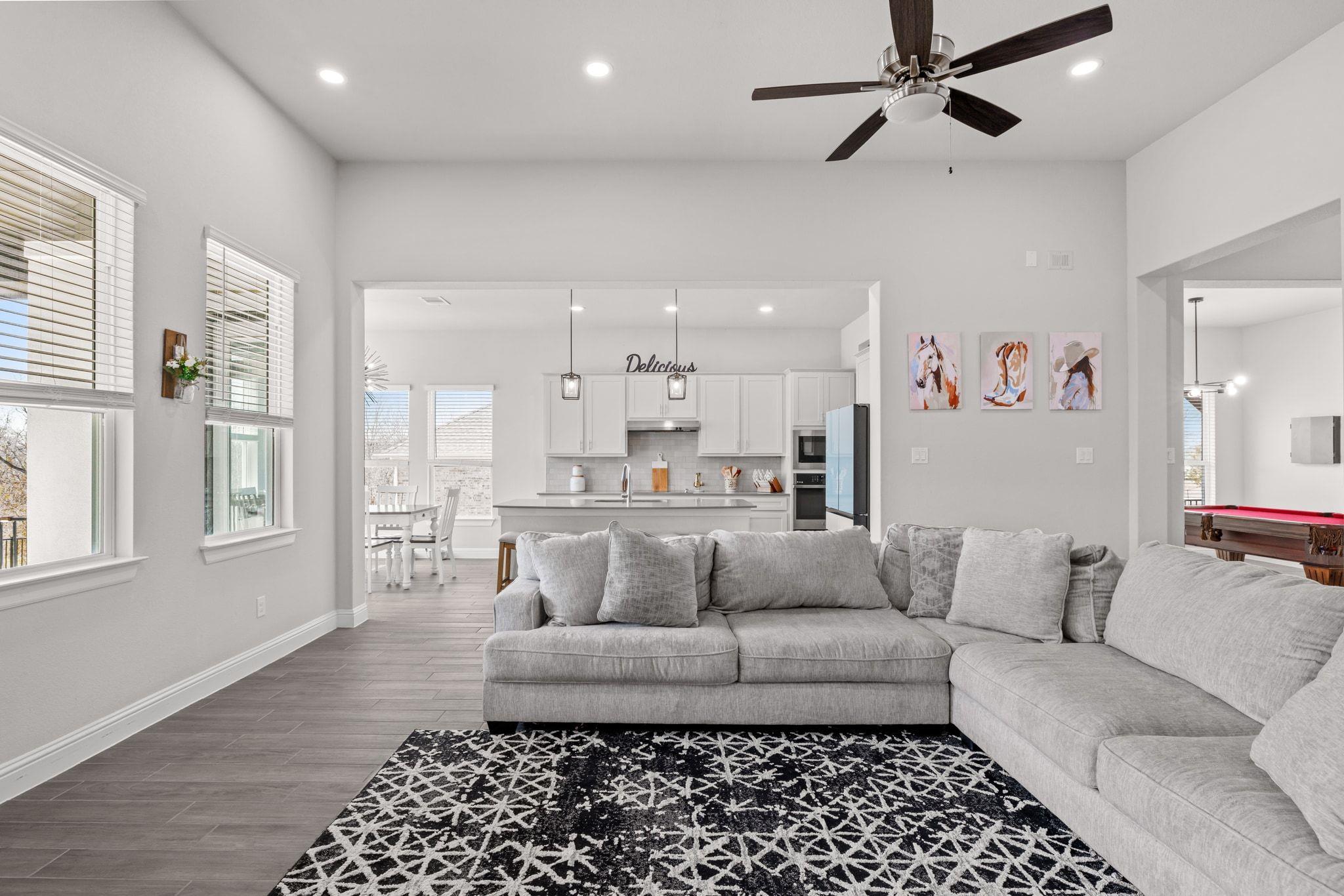 103 Merlin Ct, Cedar Creek, TX 78612