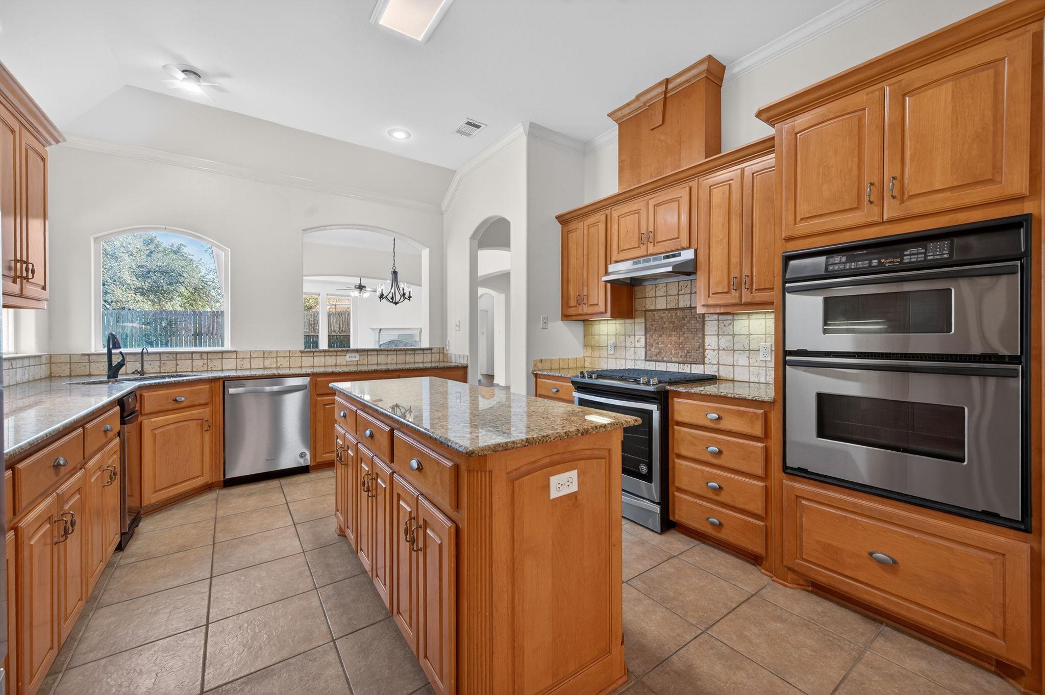 3010 Legend Oaks Blvd, Belton, TX 76513