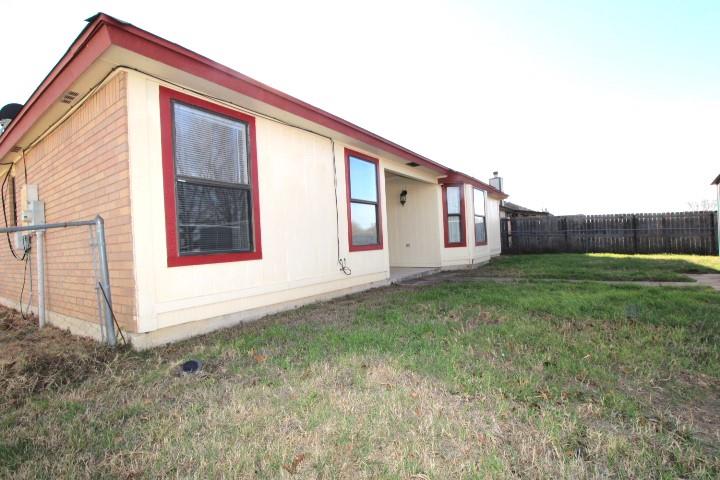 304 Bronc Dr, Copperas Cove, TX 76522