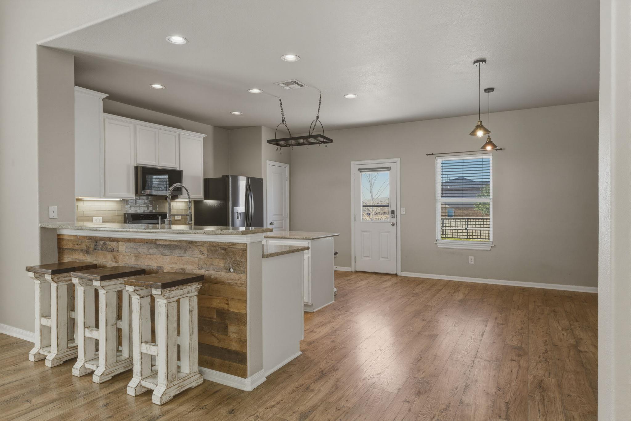 125 Exeter Cv, Kyle, TX 78640