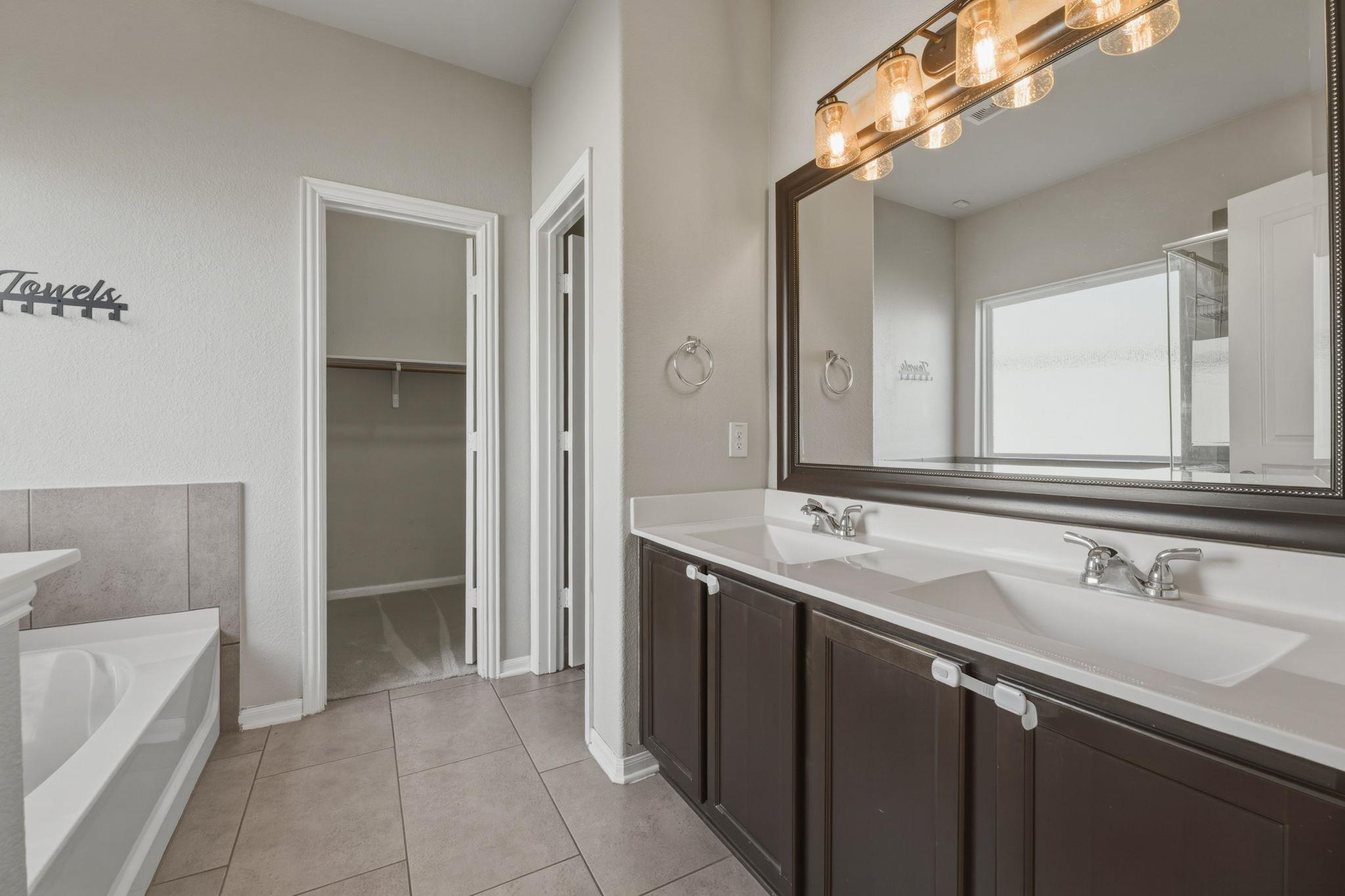 125 Exeter Cv, Kyle, TX 78640