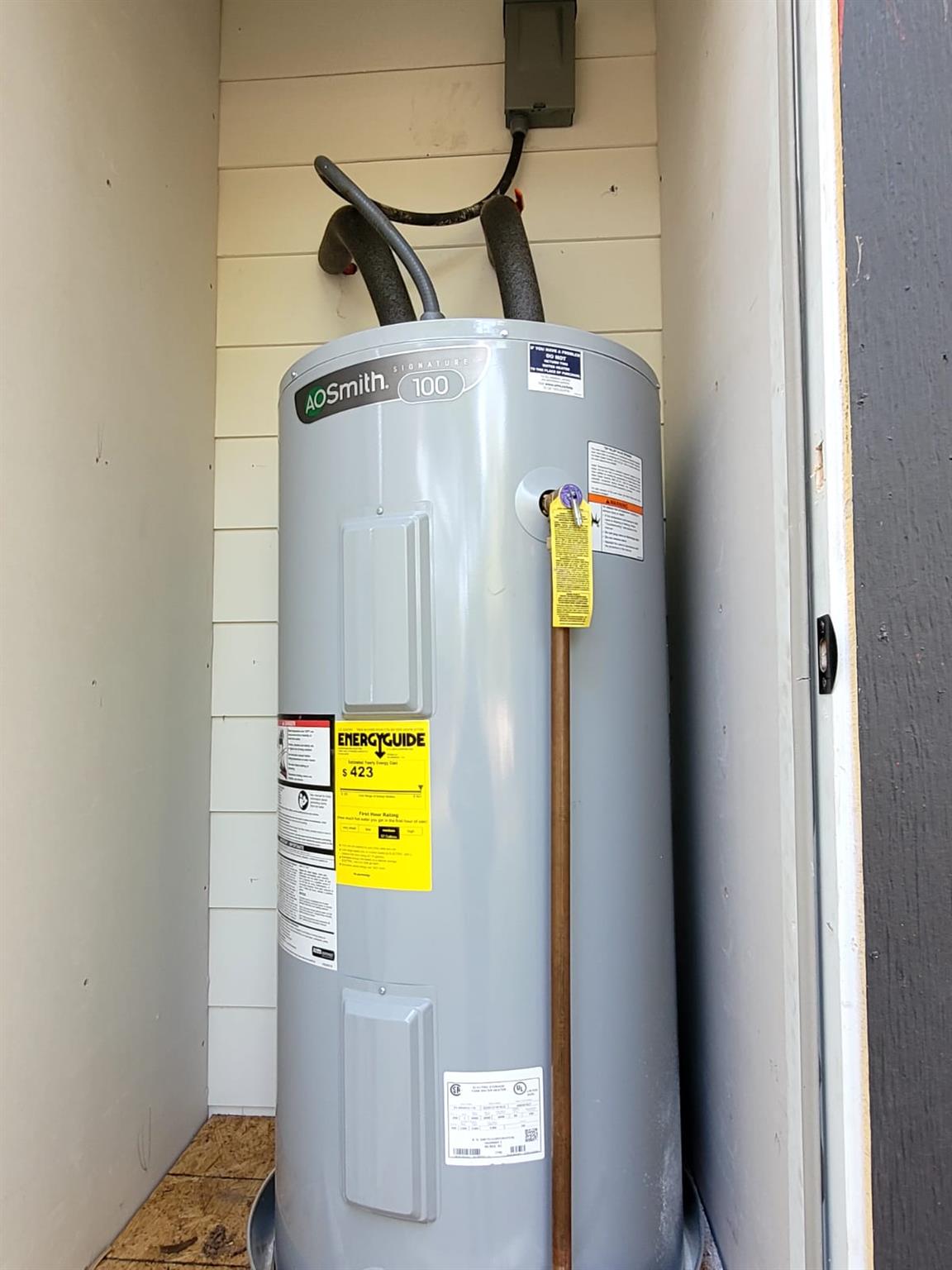 750 S Main St, Lockhart, TX 78644