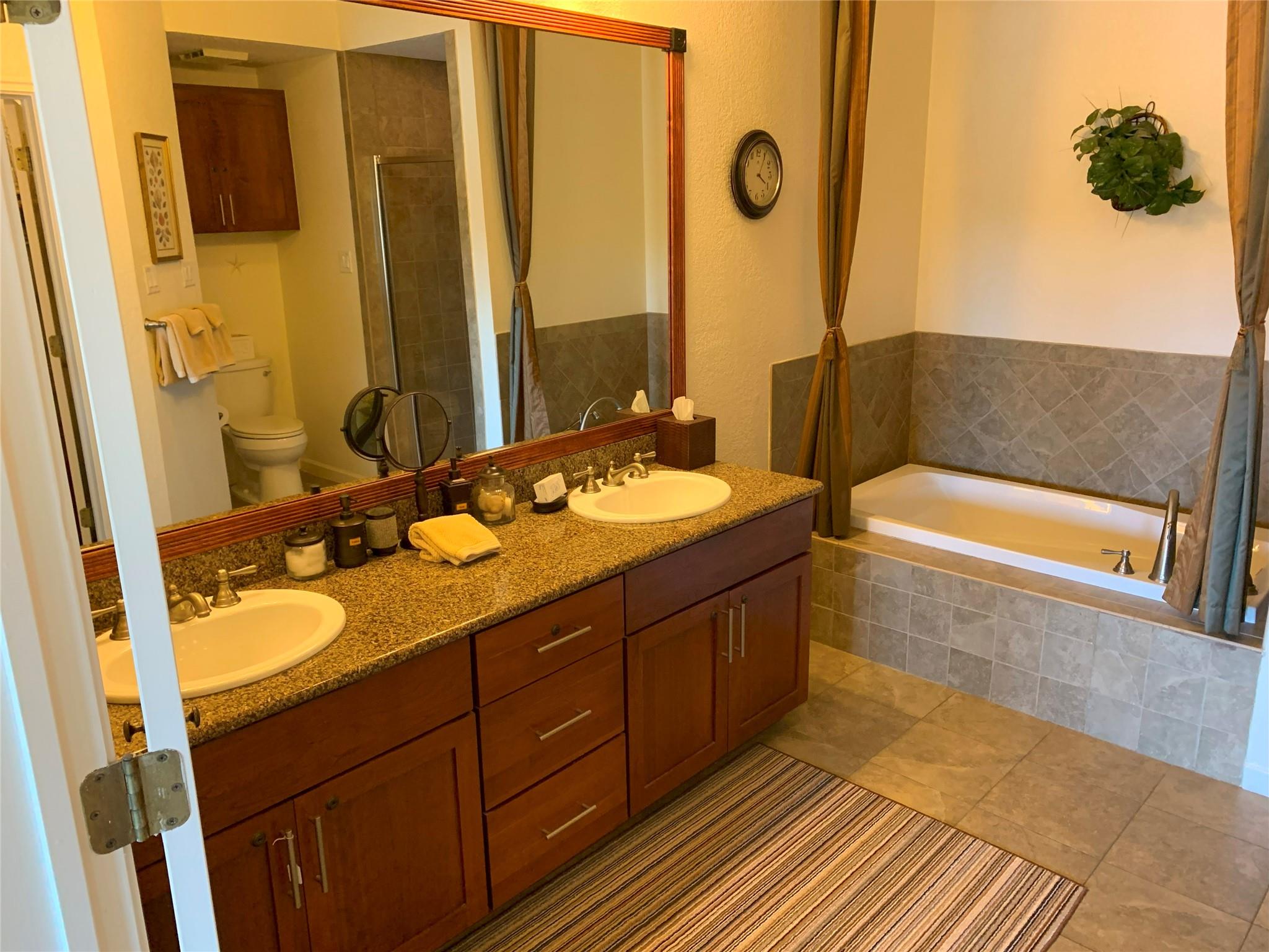 3404 American Dr # 2202, Lago Vista, TX 78645