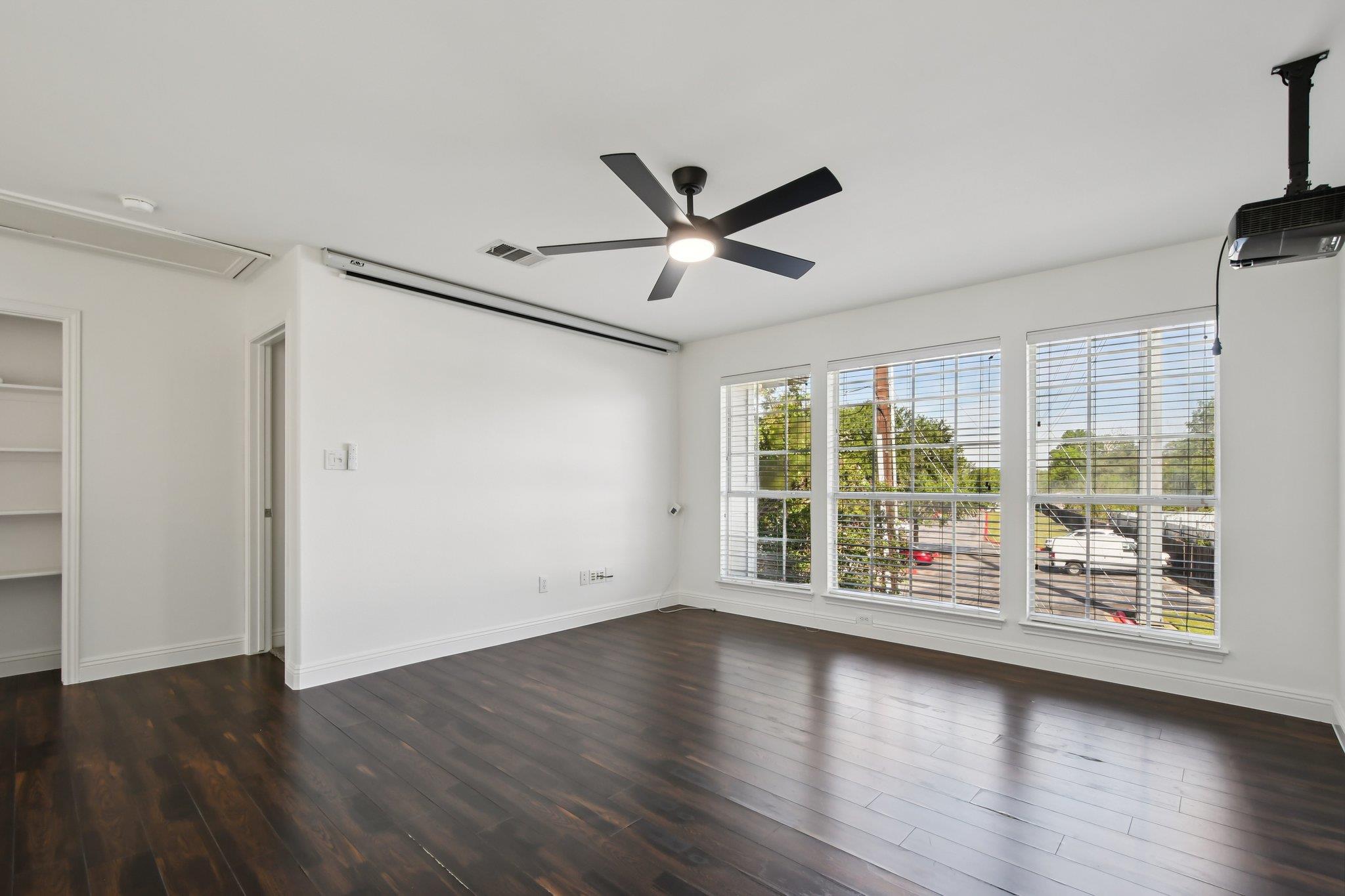 2632 Century Park Blvd # 72, Austin, TX 78727