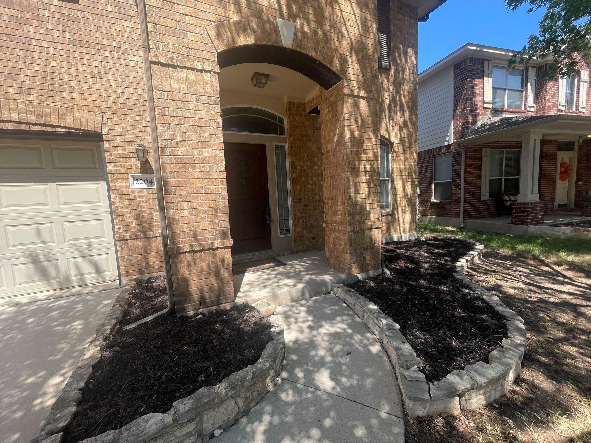 2204 Voyageurs Ln, Austin, TX 78747