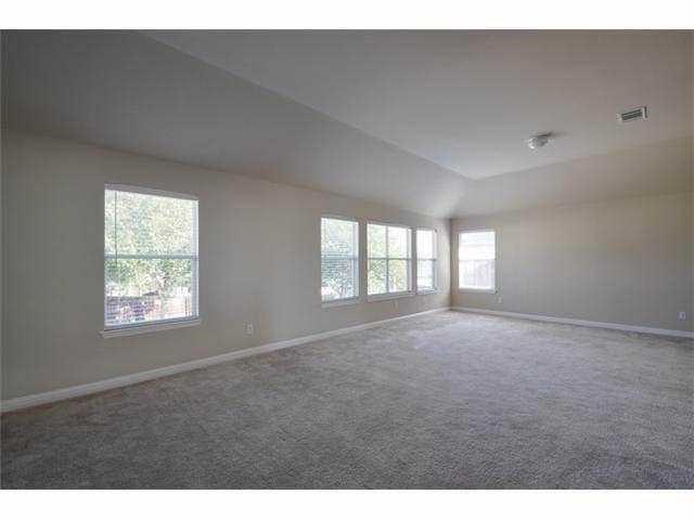 2204 Voyageurs Ln, Austin, TX 78747