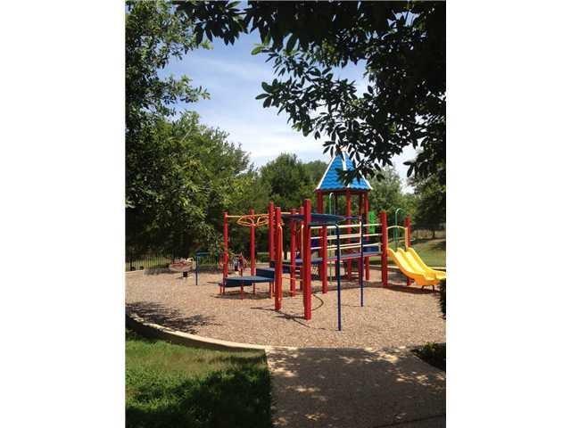 2204 Voyageurs Ln, Austin, TX 78747